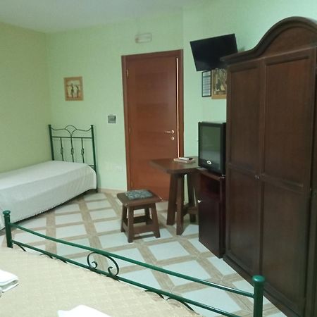 멜렌두뇨 Mamma Assunta B&B 외부 사진